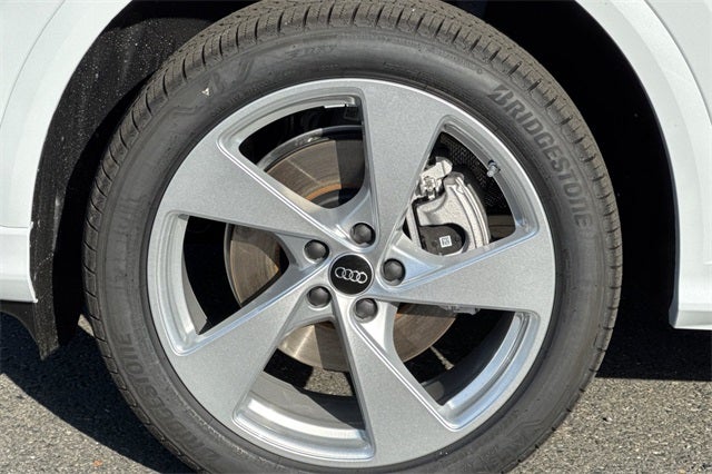 2025 Audi Q5 2.0T Premium Plus quattro