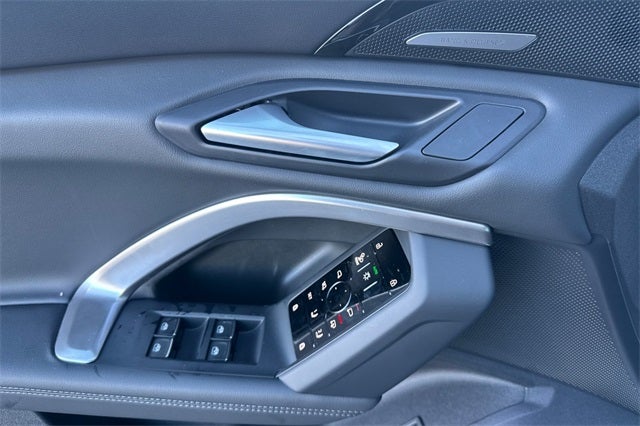 2025 Audi Q5 2.0T Premium Plus quattro