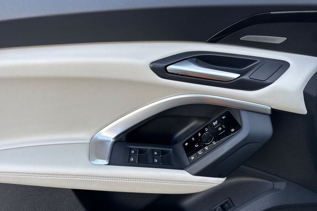 2025 Audi Q5 2.0T Premium Plus quattro