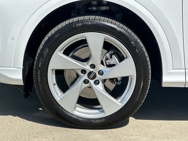 2025 Audi Q5 2.0T Premium Plus quattro