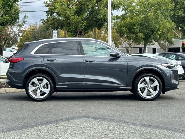 2025 Audi Q5 2.0T Premium Plus quattro
