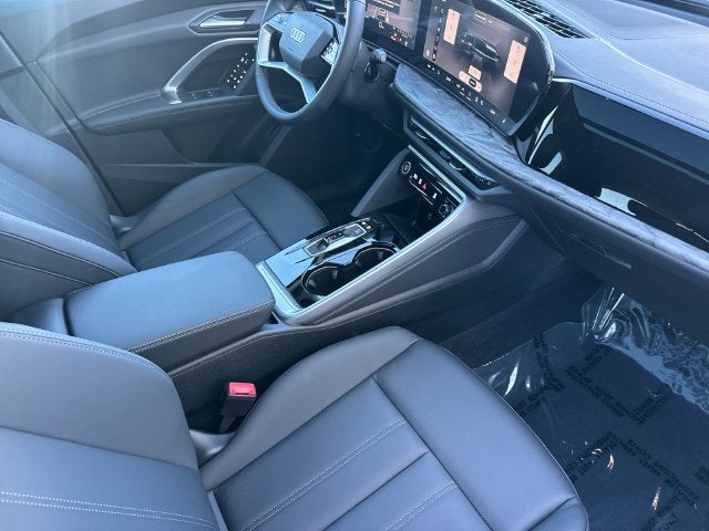 2026 Audi Q5 2.0T Premium Plus quattro