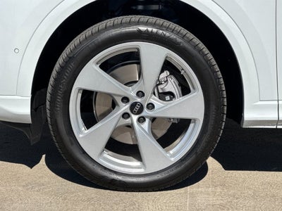 2026 Audi Q5 2.0T Premium Plus quattro