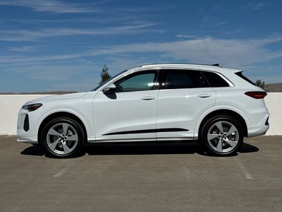 2026 Audi Q5 2.0T Premium Plus quattro