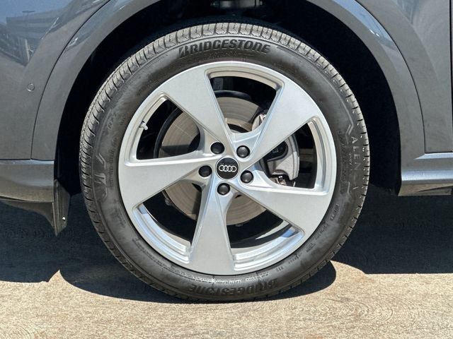 2025 Audi Q5 2.0T Premium Plus quattro