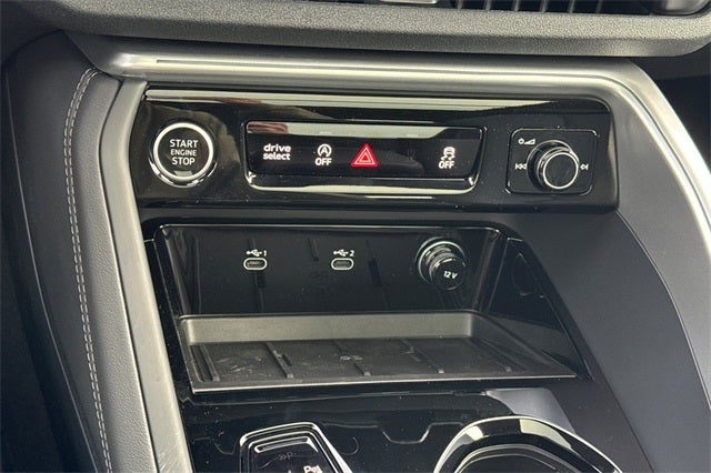 2025 Audi Q5 2.0T Premium Plus quattro