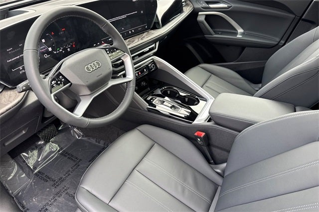 2025 Audi Q5 2.0T Premium Plus quattro