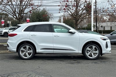 2025 Audi Q5 2.0T Premium Plus quattro