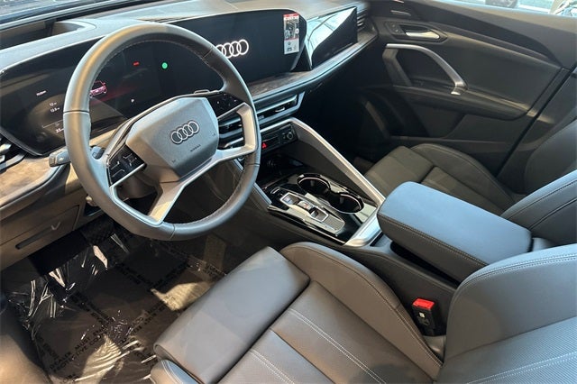 2025 Audi Q5 2.0T Premium Plus quattro