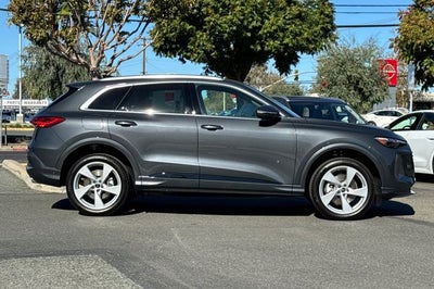 2025 Audi Q5 2.0T Premium Plus quattro