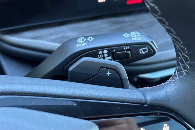 2025 Audi Q5 2.0T Premium Plus quattro