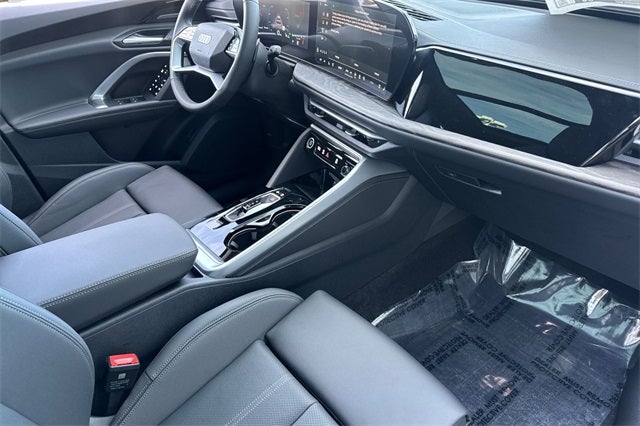 2025 Audi Q5 2.0T Premium Plus quattro