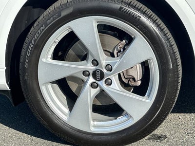 2025 Audi Q5 2.0T Premium Plus quattro