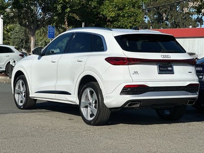 2025 Audi Q5 2.0T Premium Plus quattro