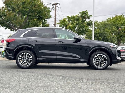2026 Audi Q5 2.0T Premium Plus quattro