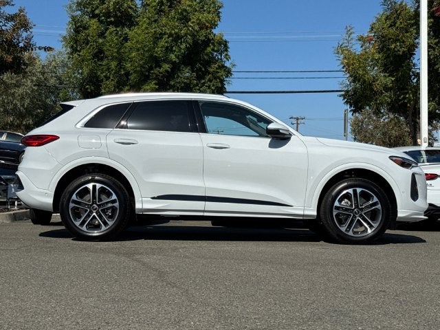 2026 Audi Q5 2.0T Premium Plus quattro