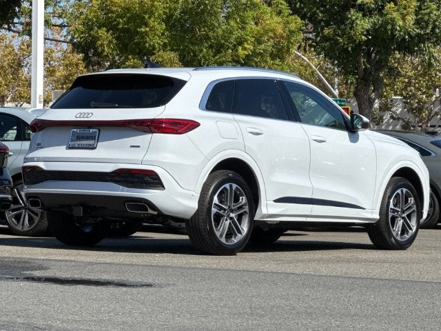 2026 Audi Q5 2.0T Premium Plus quattro
