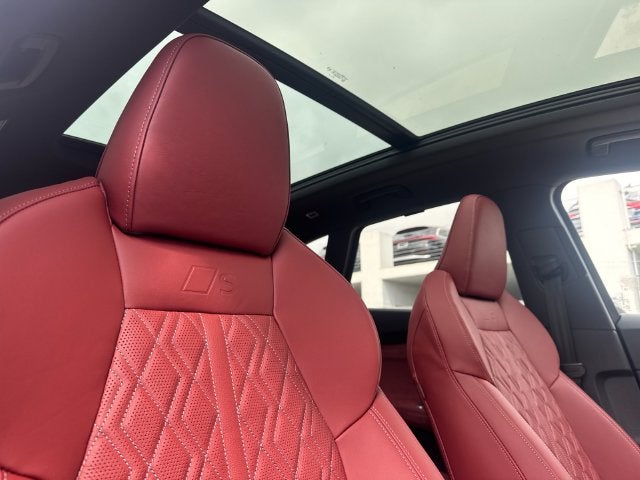 2026 Audi SQ5 Prestige quattro