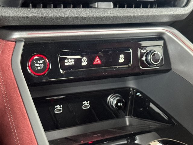 2026 Audi SQ5 Prestige quattro