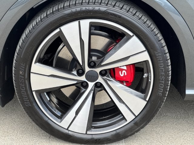 2026 Audi SQ5 Prestige quattro