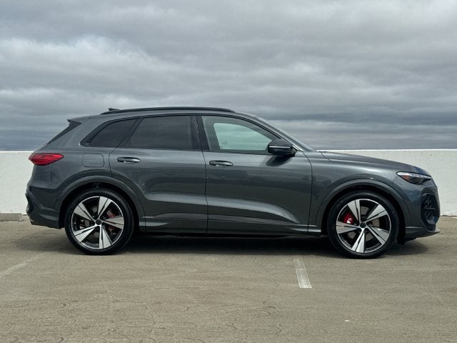 2026 Audi SQ5 Prestige quattro