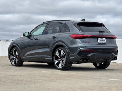 2026 Audi SQ5 Prestige quattro