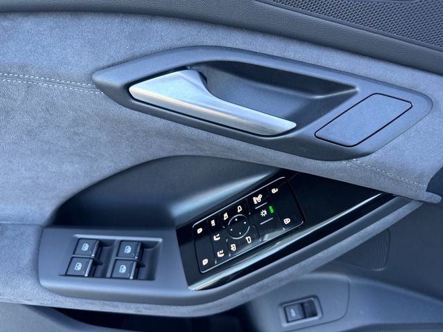 2027 Audi SQ6 e-tron Premium Plus quattro