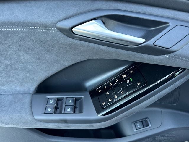 2027 Audi SQ6 e-tron Premium Plus quattro