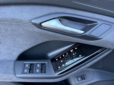 2027 Audi SQ6 e-tron Premium Plus quattro