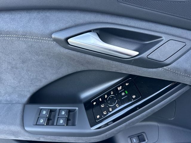 2027 Audi SQ6 e-tron Premium Plus quattro
