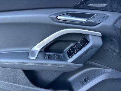 2025 Audi Q5 2.0T Prestige quattro