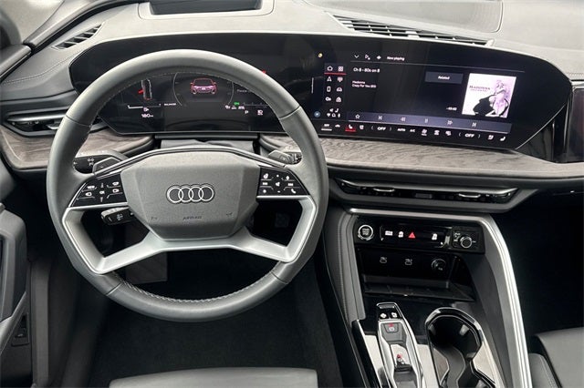 2025 Audi Q5 2.0T Prestige quattro