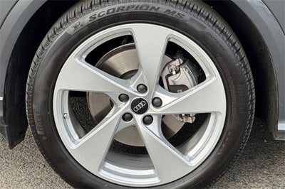 2025 Audi Q5 2.0T Prestige quattro