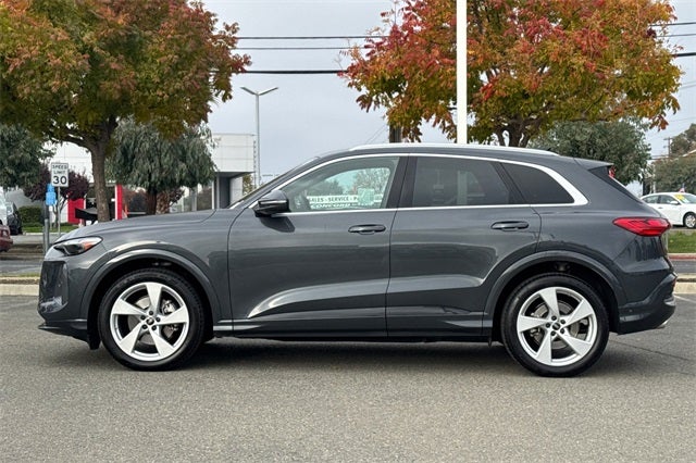 2025 Audi Q5 2.0T Prestige quattro