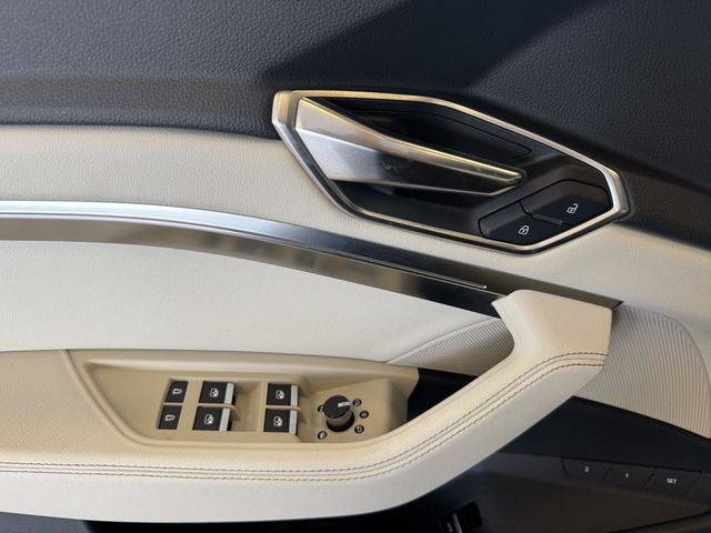 2024 Audi Q8 e-tron Premium quattro