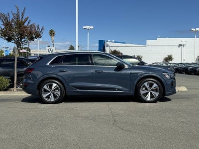 2024 Audi Q8 e-tron Premium quattro