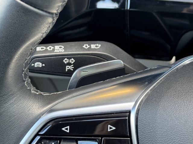 2024 Audi Q8 e-tron Premium quattro