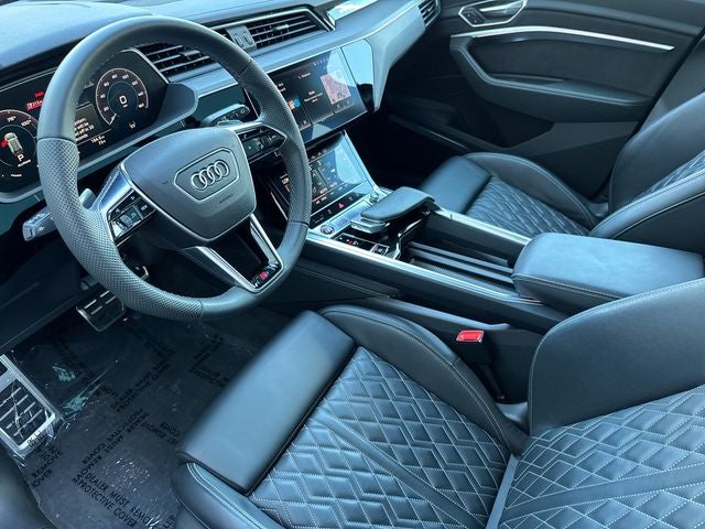 2024 Audi SQ8 e-tron Premium Plus quattro