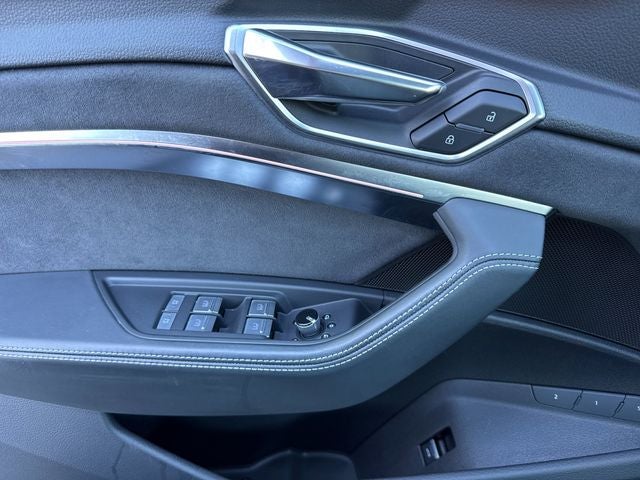 2024 Audi SQ8 e-tron Premium Plus quattro