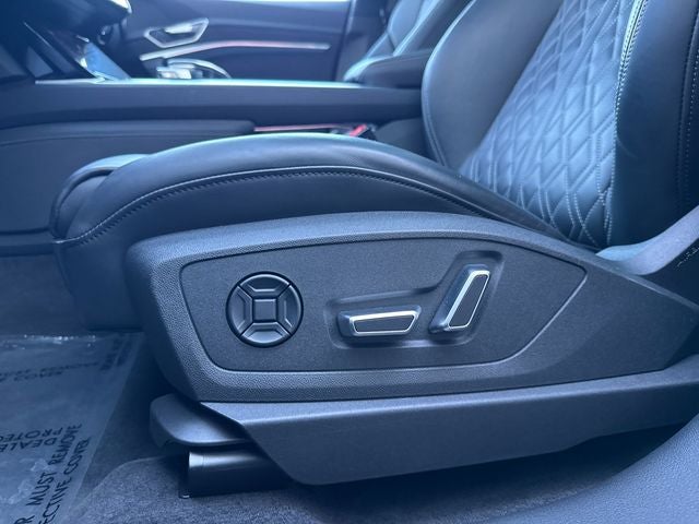 2024 Audi SQ8 e-tron Premium Plus quattro