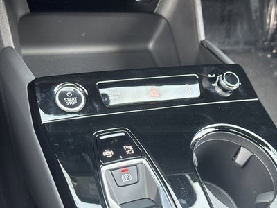 2027 Audi Q6 e-tron Premium quattro