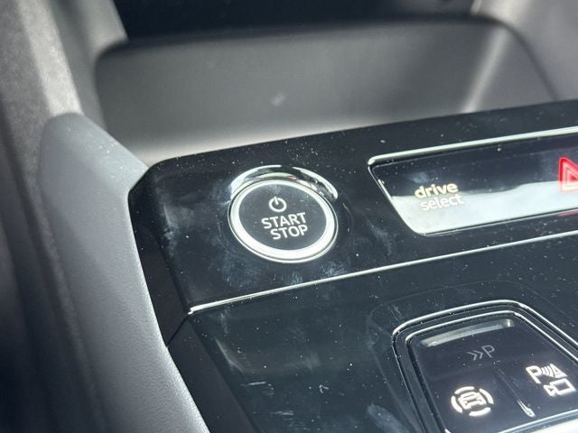2027 Audi Q6 e-tron Premium quattro