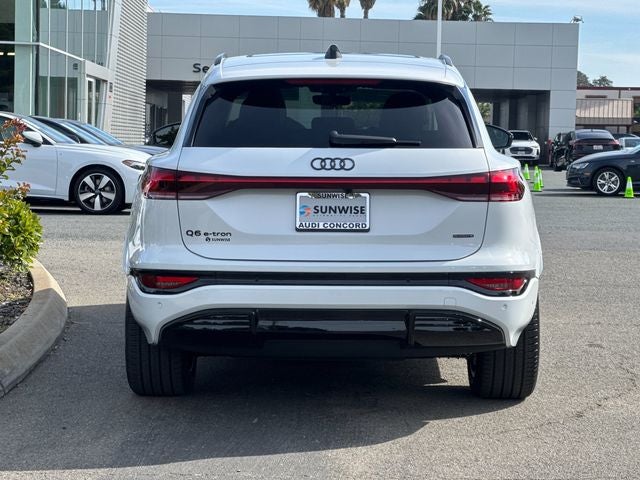 2027 Audi Q6 e-tron Premium quattro