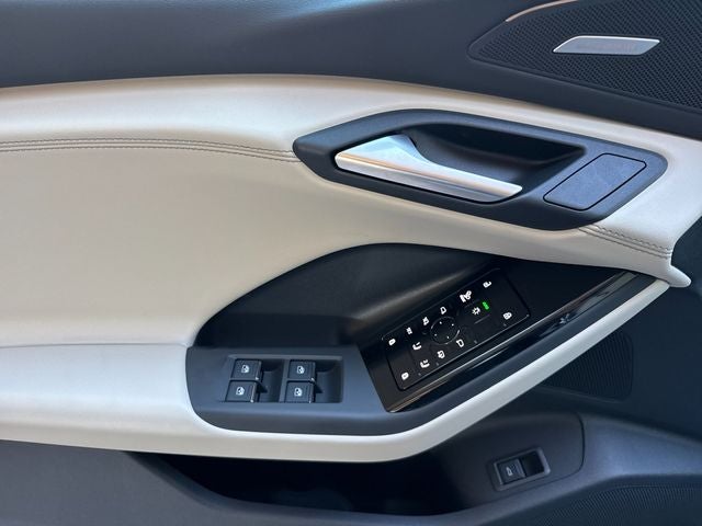 2027 Audi Q6 e-tron Premium Plus quattro