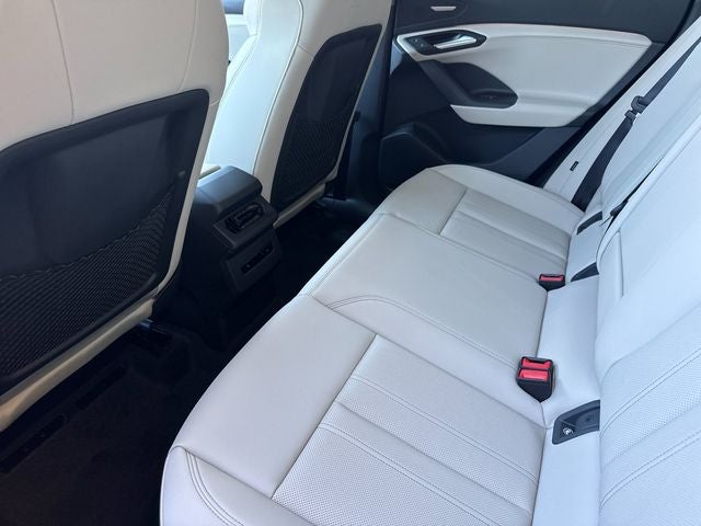 2027 Audi Q6 e-tron Premium Plus quattro
