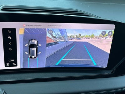 2027 Audi Q6 e-tron Premium Plus quattro