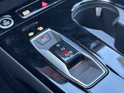 2027 Audi Q6 e-tron Premium Plus quattro