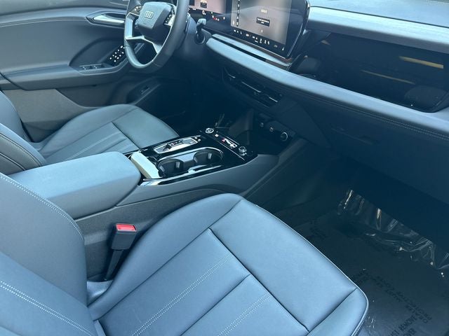 2027 Audi Q6 e-tron Premium Plus quattro