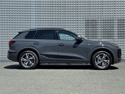 2027 Audi Q6 e-tron Premium Plus quattro