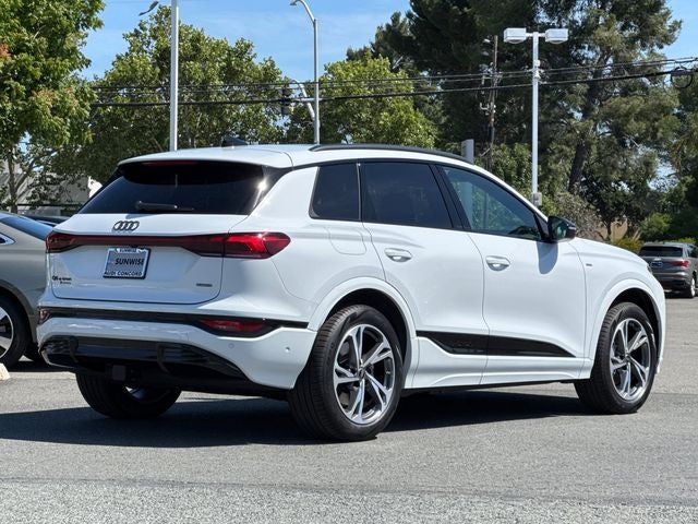 2027 Audi Q6 e-tron Premium Plus quattro